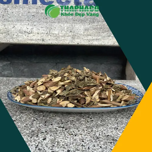 Sản phẩm bạch đồng nữ khô đã sơ chế của Noni Tấn Phát