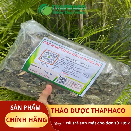 Rễ và thân Bạch Đồng Nữ đã được phơi khô, sẵn sàng cho chế biến