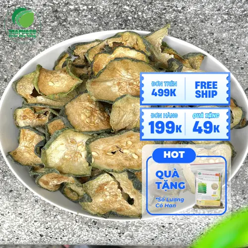 Kiểm tra chất lượng trà bí đao sấy lạnh trước khi dùng