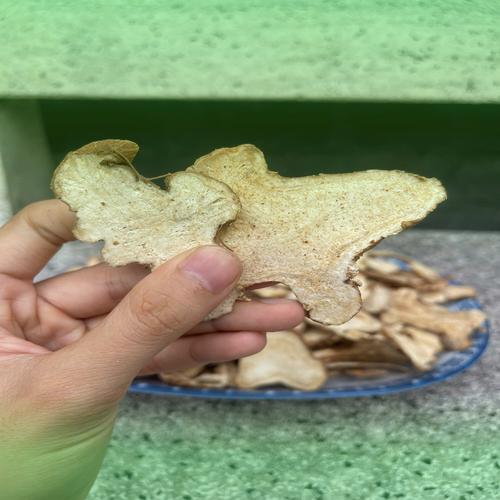 Hướng dẫn sắc nước bạch truật khô đúng cách tại nhà